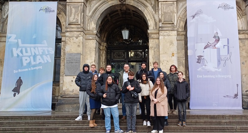 Besuch des Biologie-Leistungskurses Stufe 13 im Naturkundemuseum Berlin